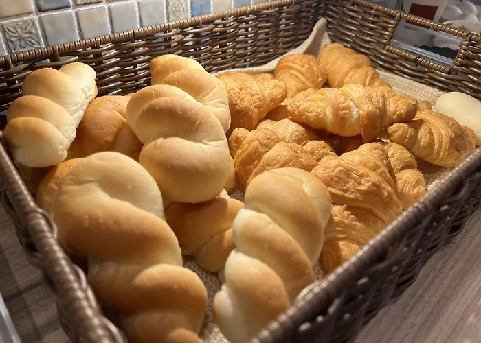 Hotel Alps (Adults Only)